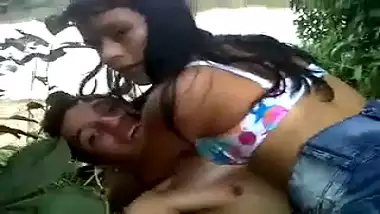 Sarojana Xxx - Coimbatore Teen Couple Enjoy Outdoor Sex In Forest indian sex tube
