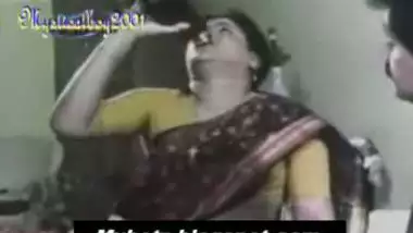 Kannada Big Ass Aunty - Big Ass Aunty Bath indian sex tube
