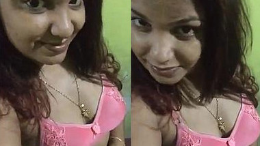 During Sex Video Desi Sweetheart Shows Big Boobs And Rubs Xxx Twat indian  sex tube