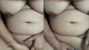 380px x 214px - Anu Bhabi Showing Boobs And Pussy On Video Call indian sex tube
