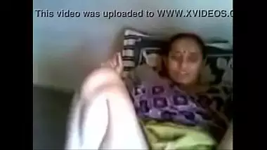 Sex Xnxxtv Indian - Sexy Kannada Aunty Spreading Legs For Devar indian sex tube