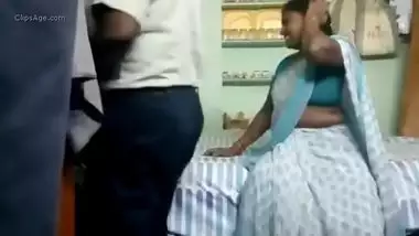 Begairat Sex Xxx - Tamil Girl Sucking Cock indian sex tube