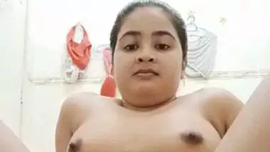 Sanlevni Sex Vibeo - Soft Sexy Figured Indian Girl Fully Nude In Bathroom indian sex tube