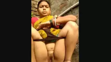 Ewwxx 29 - Bhabi Pissing Video For Lover indian sex tube