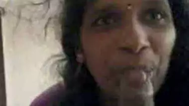 Xxx Videos Chhoti Umar Ki Ldaki - Pakistan Ki Sabse Choti Umar Ki Ladki Ki Sexy Video free sex videos on  Desixnxx.info