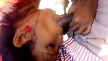 Tamil Girl Showing Her Boobs Pussy And Blowjob indian sex tube