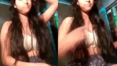 Chitra Tripathi Sex Video free sex videos on Desixnxx.info