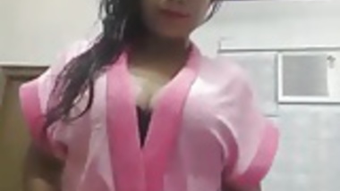 Hot Indian Lady Striptease indian sex tube