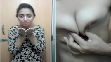 Dasi Six Video free sex videos on Desixnxx.info