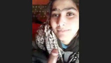 Kashmir Gril Sexx - Kashmiri Girls Blowjob