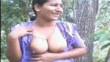 380px x 214px - Hot Mallu Bhabhi Showing Boobs And Pussy To Lover In Forest indian sex tube